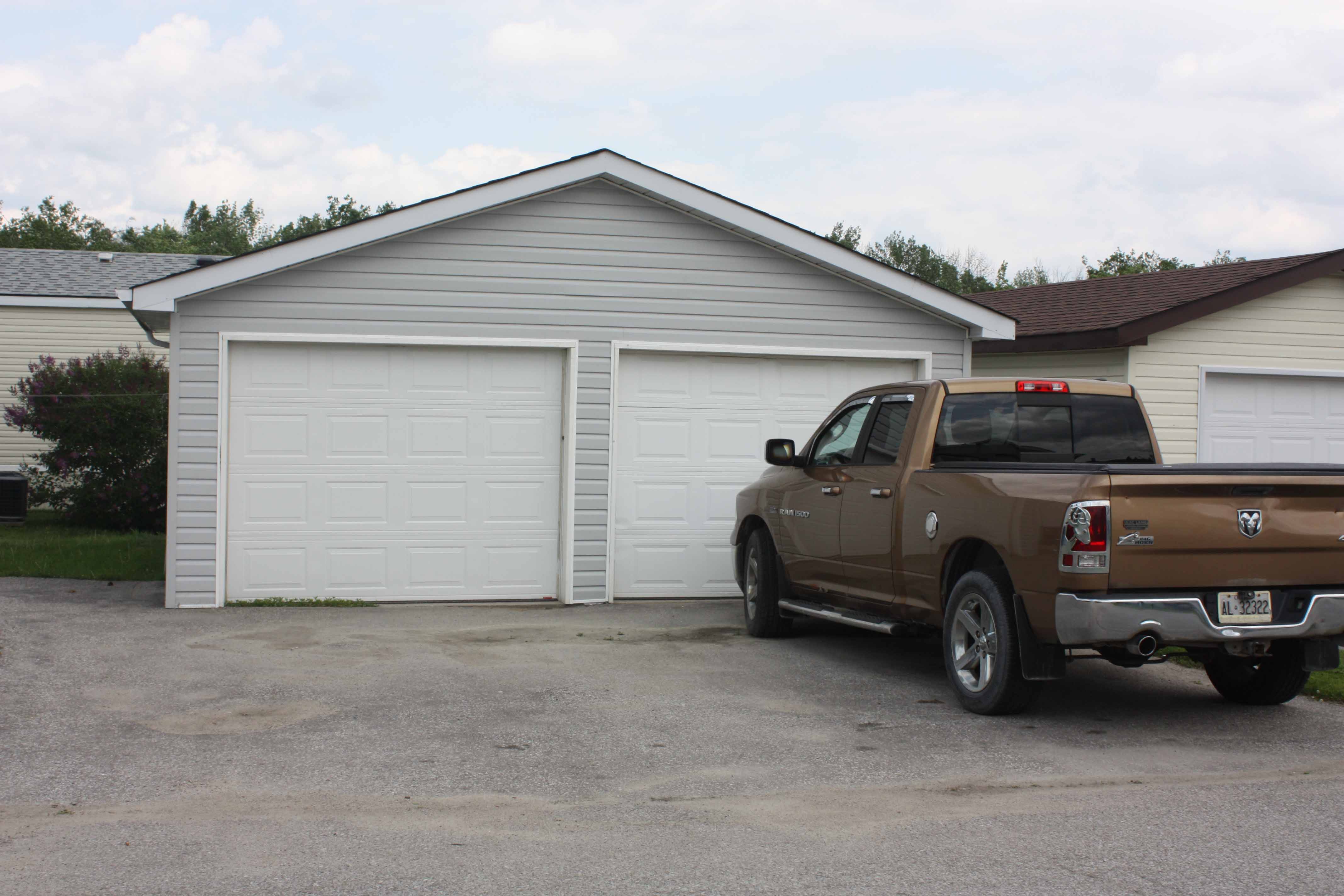 garage 1413 JV Parkway Silver Creek Estate